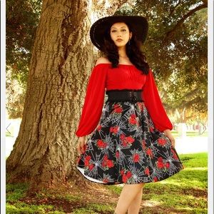 NWT Swann peasant top by PINUP COUTURE, size 4X